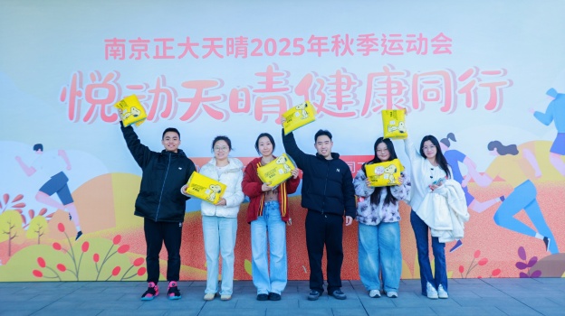 176411765334459862C8.jpg 1.1.jpg