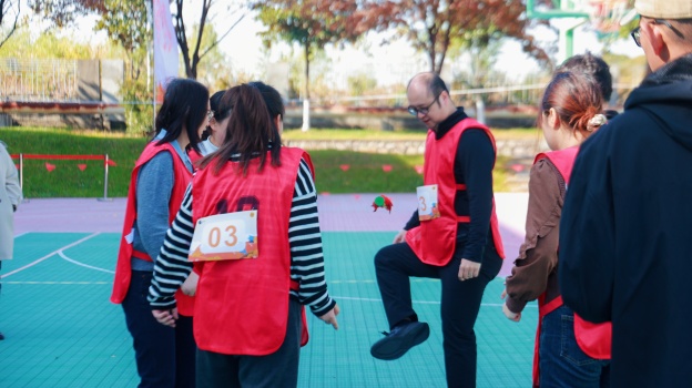 17641464173911584A87.jpg 6.2.jpg